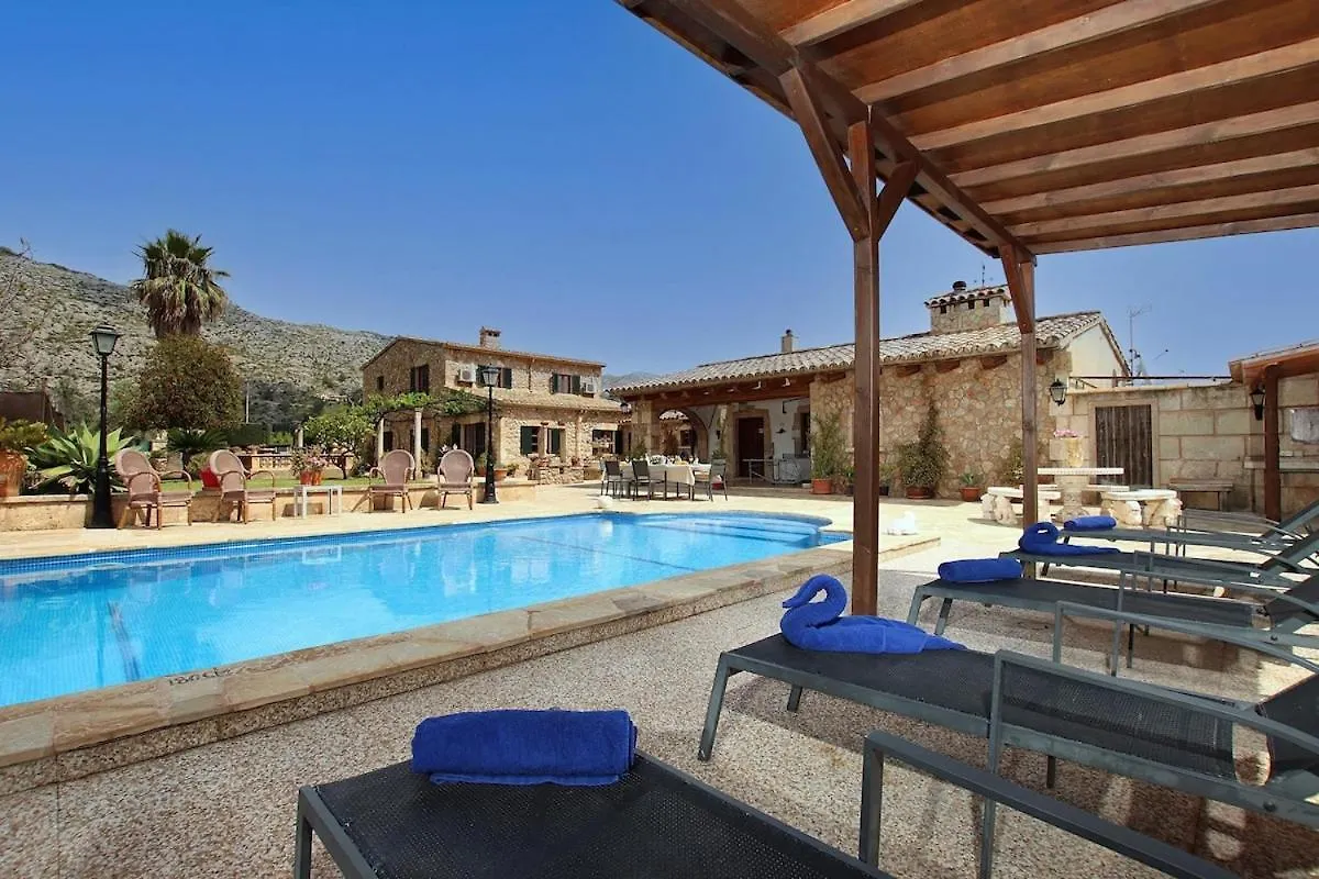 Idyllic Villa Near Pollensa By Renthousing Pollença
