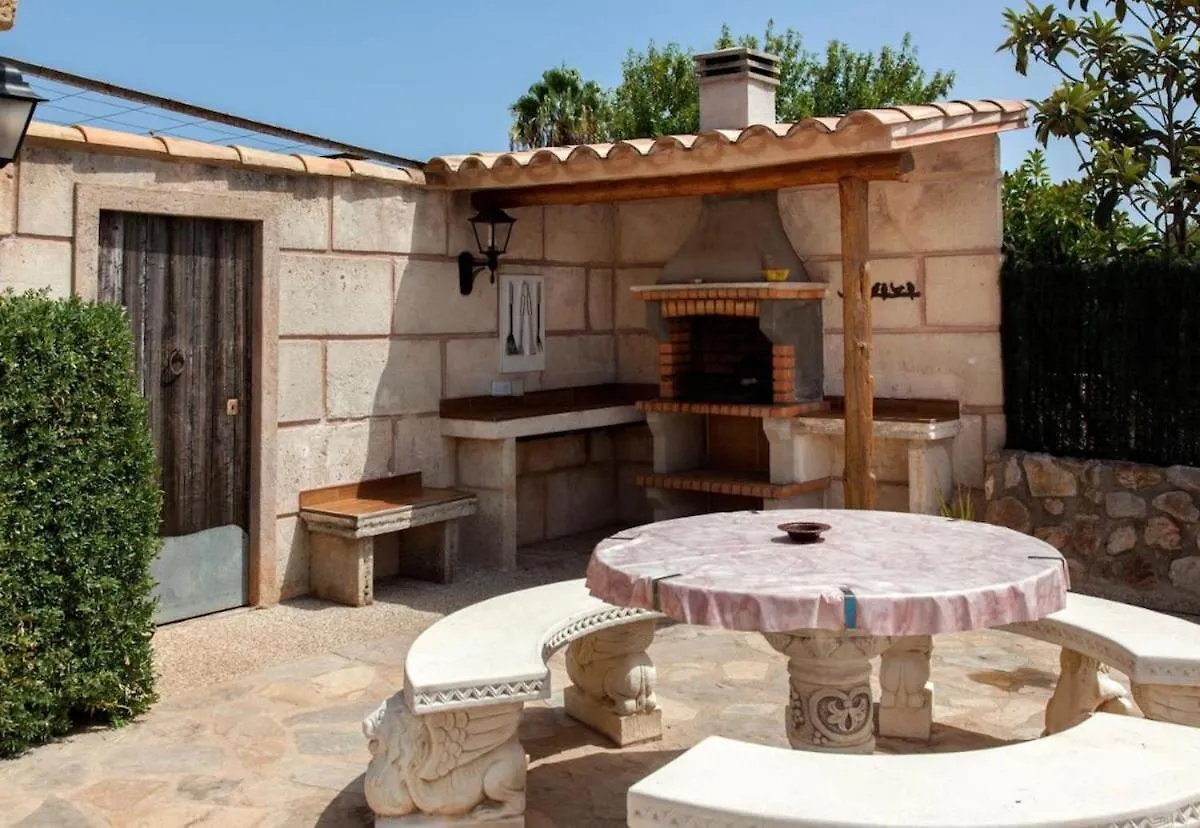 Idyllic Villa Near Pollensa By Renthousing